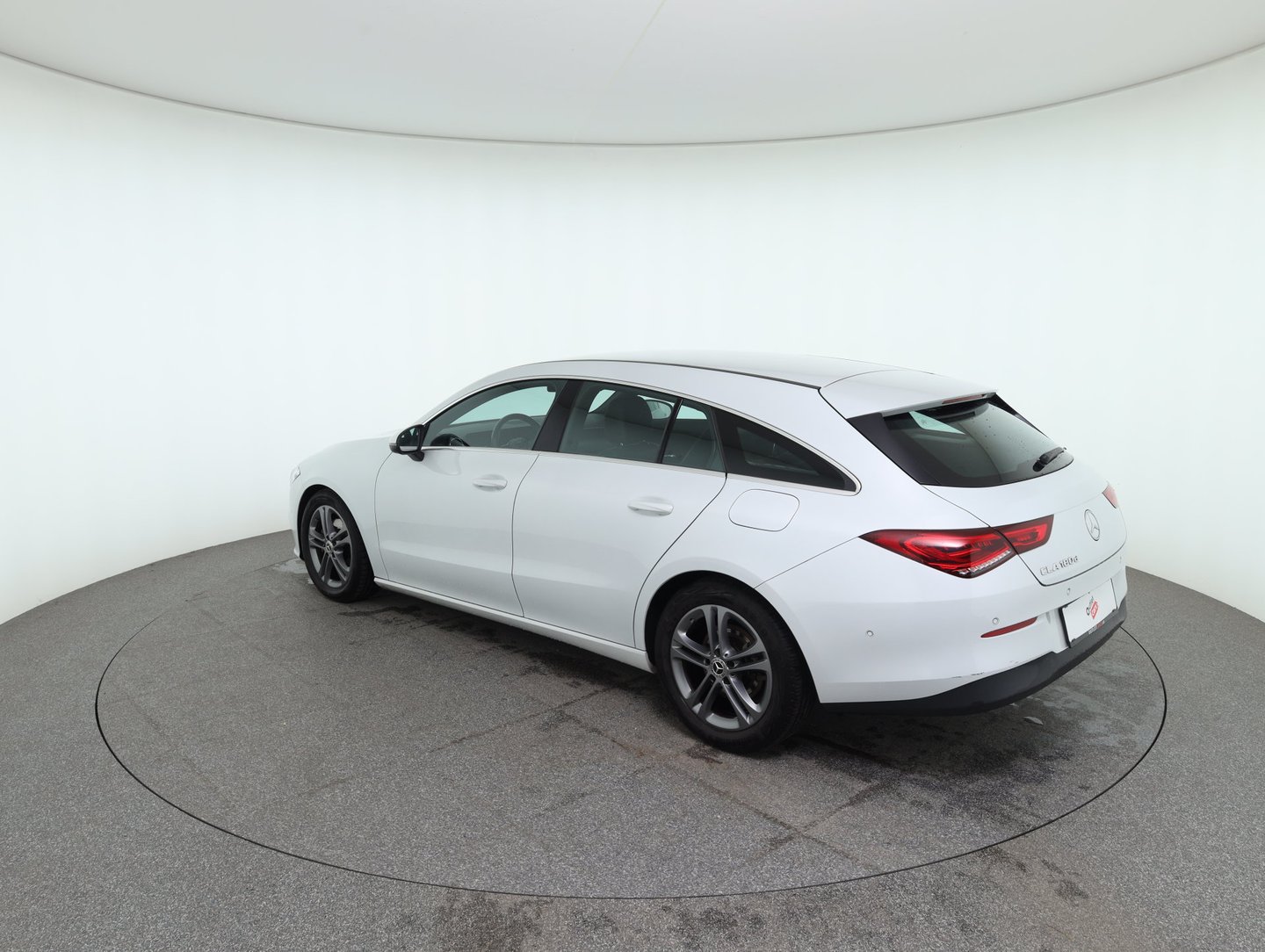 Mercedes CLA 180 d Shooting Brake | Bild 7 von 29