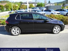 VW Golf Life TDI in Deep Black Perleffekt
