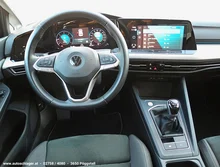 VW Golf Life TDI in Deep Black Perleffekt