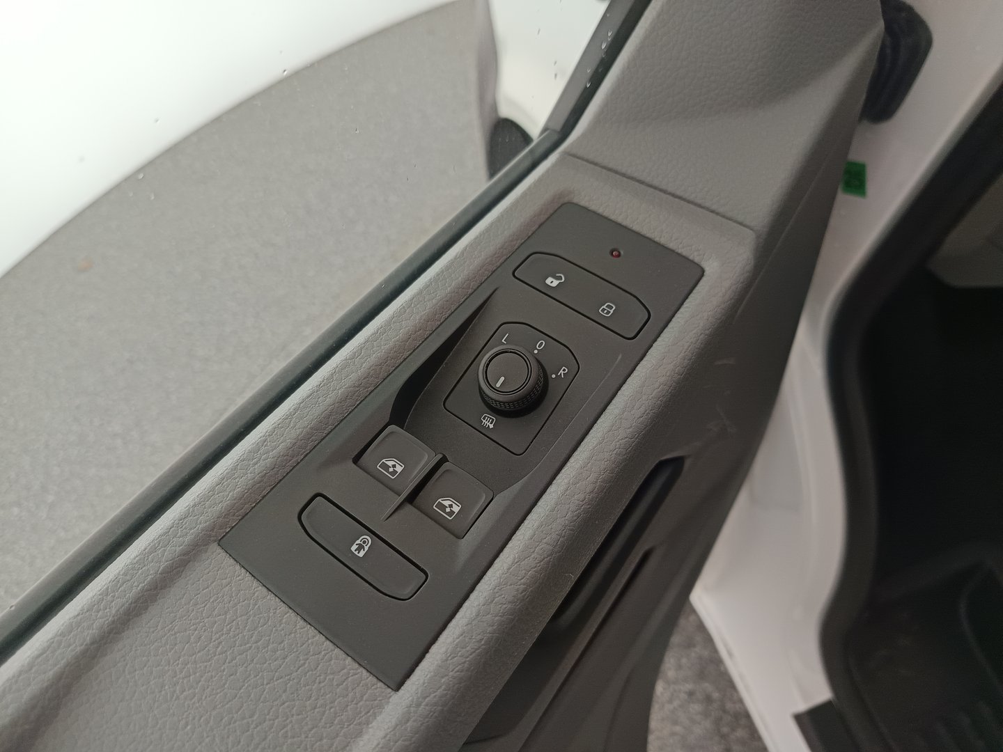 VW Caravelle TDI | Bild 11 von 31