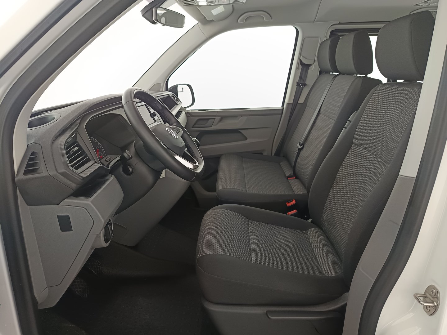 VW Caravelle TDI | Bild 13 von 31