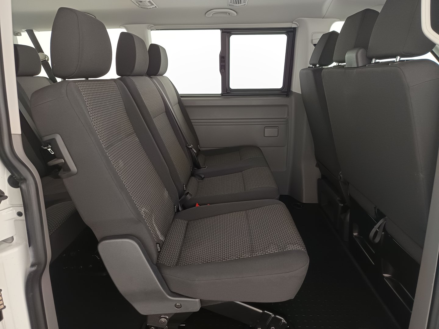 VW Caravelle TDI | Bild 27 von 31