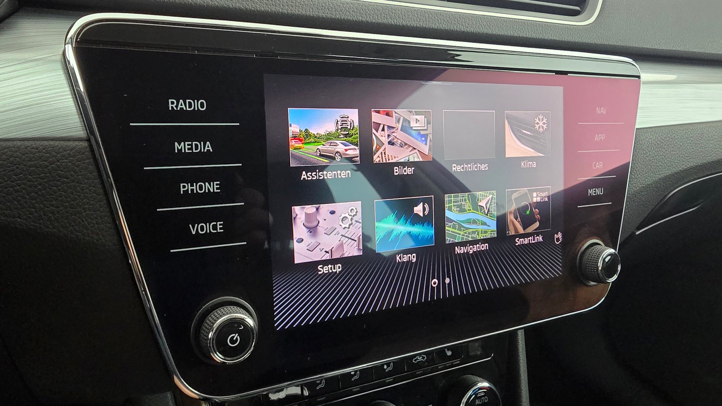 Škoda SUPERB 4x4 Ambition TDI DSG | Bild 17 von 25