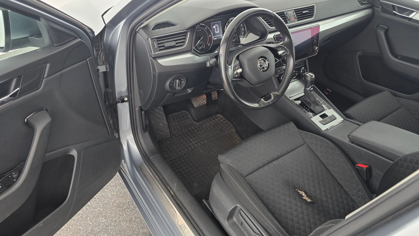 Škoda SUPERB 4x4 Ambition TDI DSG | Bild 12 von 25