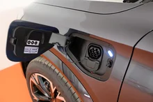 CUPRA Formentor e-HYBRID 204 PS DSG in Magnet-Grau Metallic