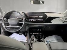 Audi A5 Avant TDI quattro in MYTHOSSCHWARZ METALLIC