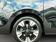 VW Multivan Style ÜH eHybrid 180 kW 4MOTION in Deepblack Perleffekt