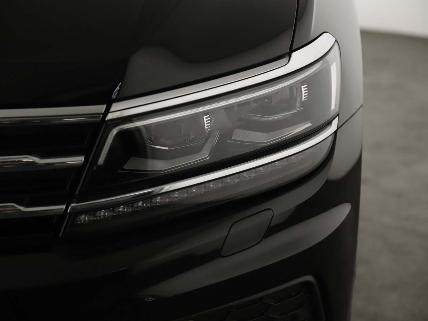 VW Tiguan Allspace Highline TDI 4MOTION DSG | Bild 3 von 26