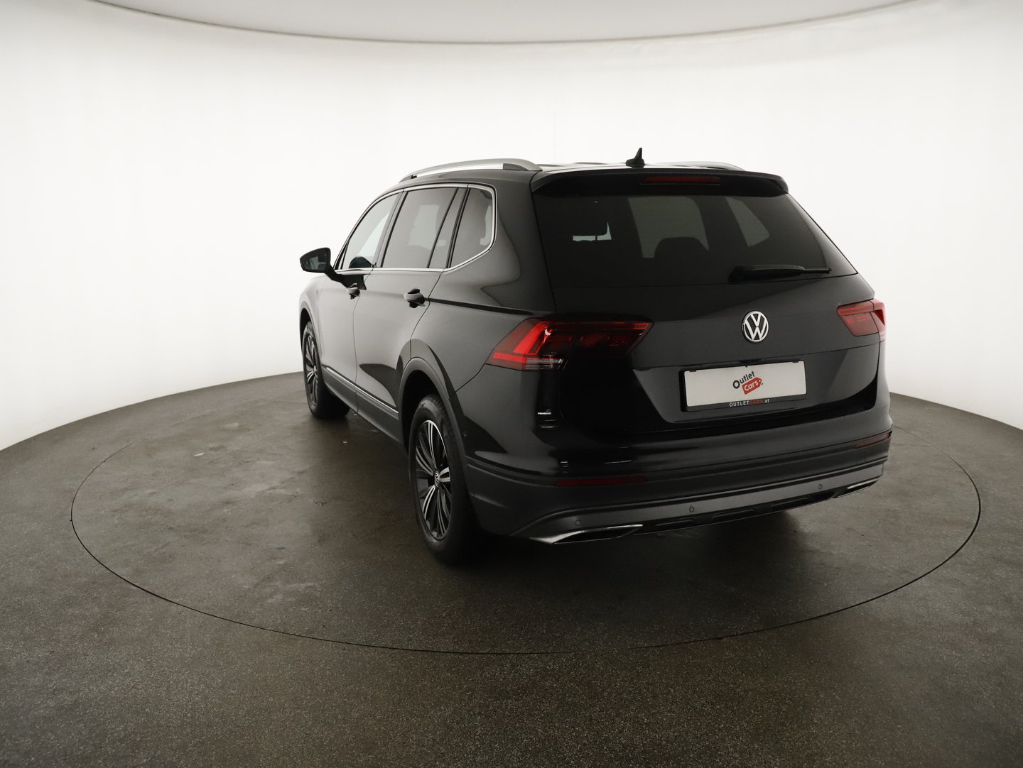 VW Tiguan Allspace Highline TDI 4MOTION DSG | Bild 2 von 26