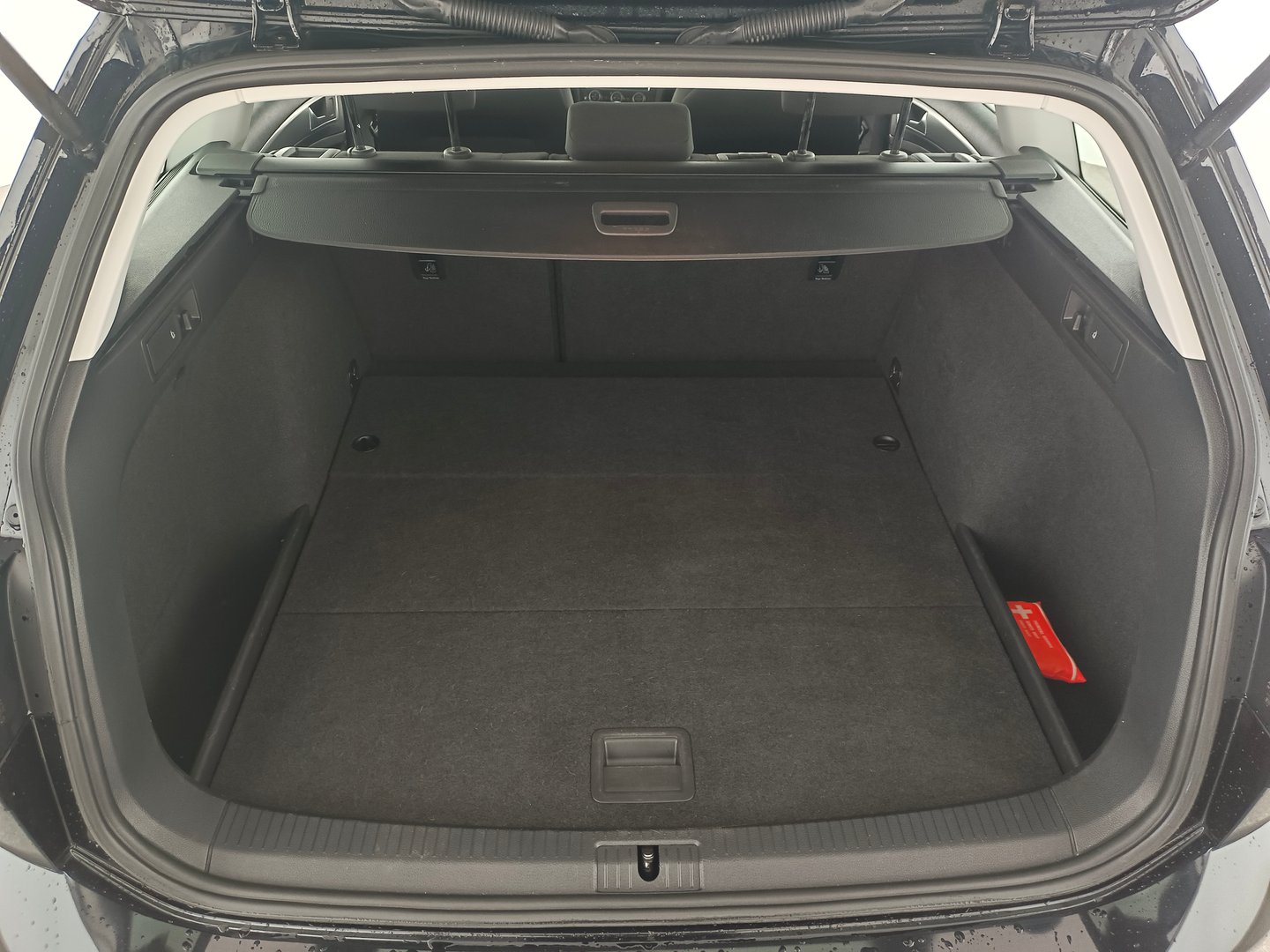 VW Golf Variant Trendline TDI | Bild 27 von 30