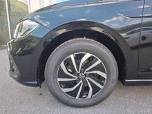 VW Polo 4Me TSI in Deep Black Perleffekt