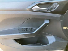 VW T-Cross Life TSI in Deep Black Perlef.