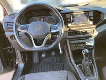 VW T-Cross Life TSI in Deep Black Perlef.