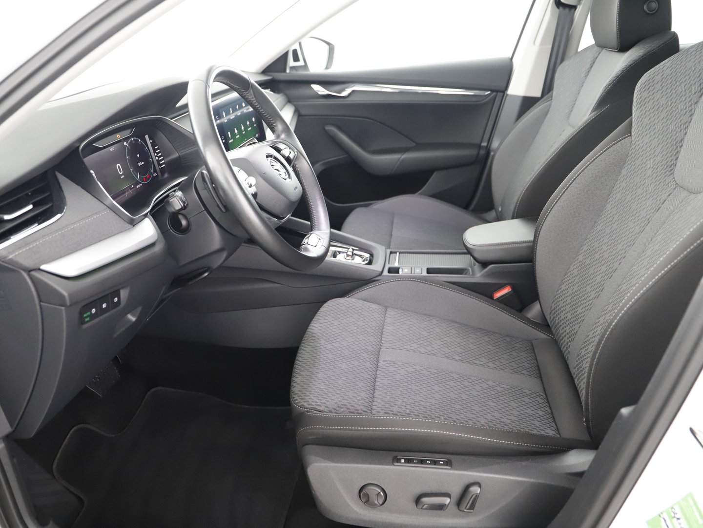 Škoda OCTAVIA Combi Style TDI DSG | Bild 4 von 22