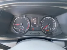 VW Transporter Kombi LR TDI in Candyweiß