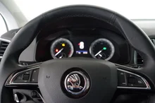 Škoda Karoq 4x4 Style TDI DSG in Black-Magic Perleff.