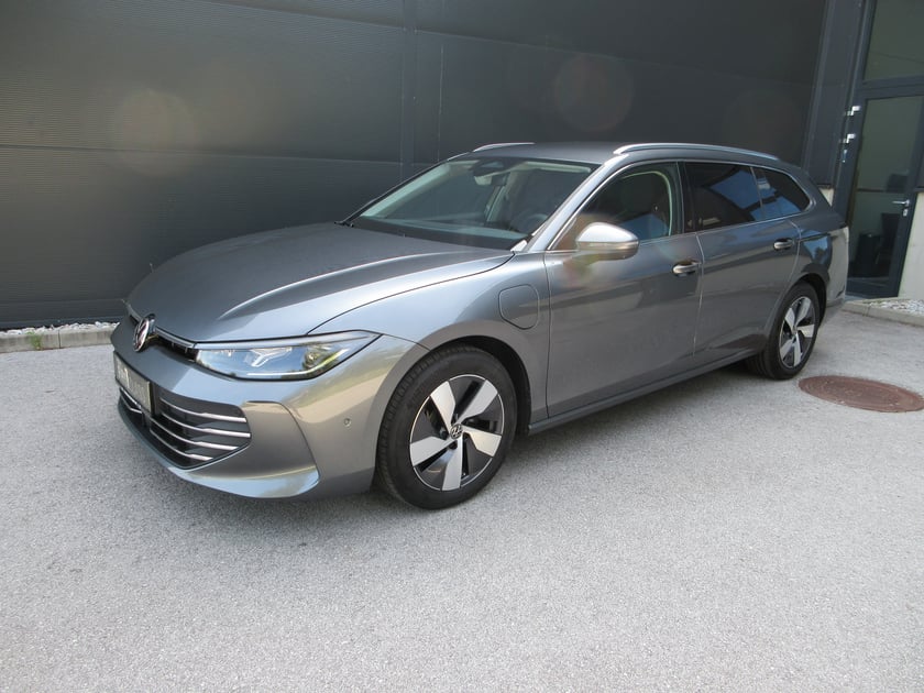 VW Passat Variant Business eHybrid 150kW