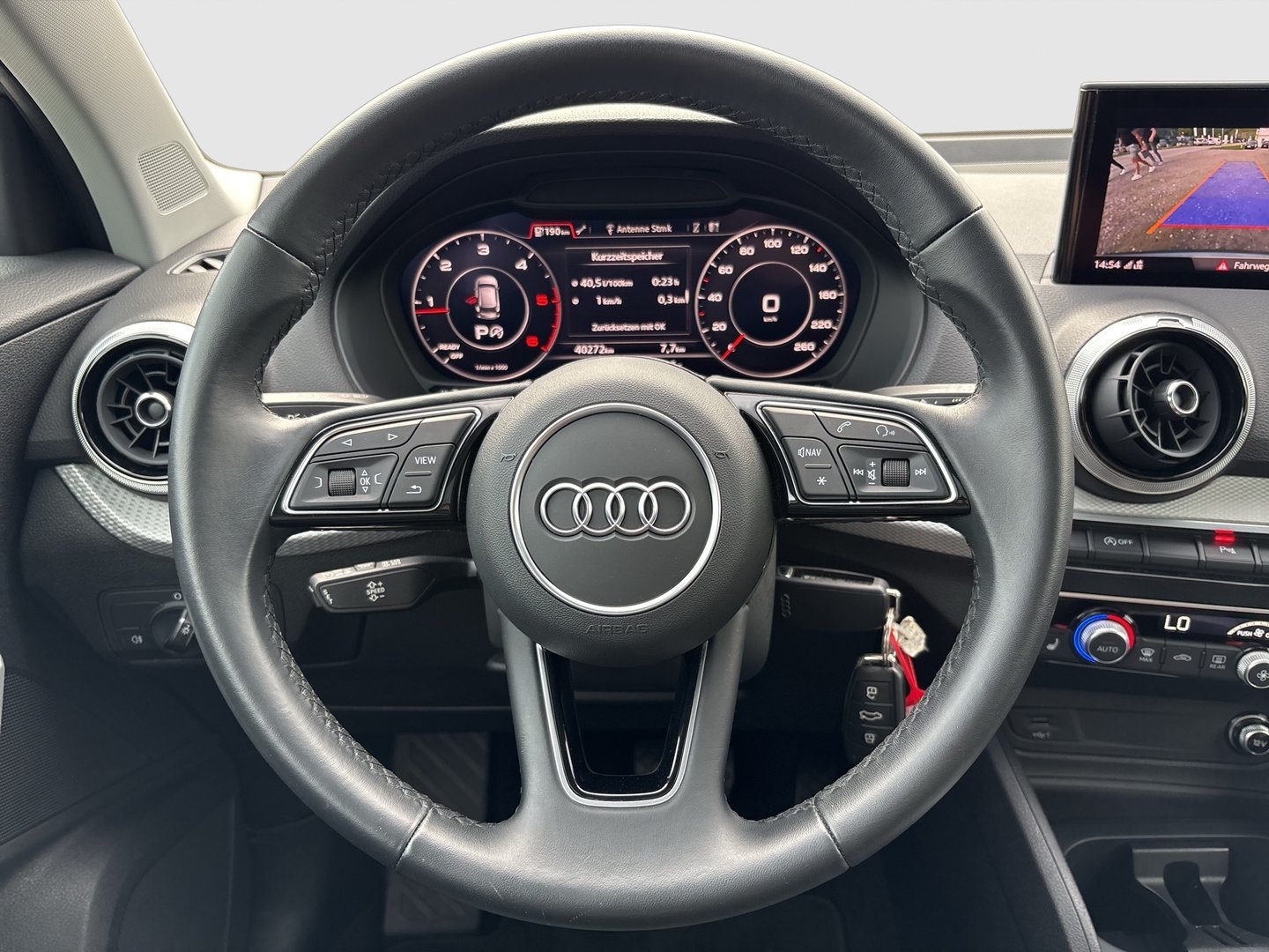Audi Q2 30 TDI | Bild 14 von 21