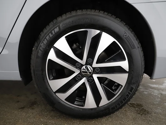 Bild eines VW Golf Variant Life TDI
