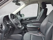 Mercedes Vito Tourer 114/116/119/124 CDI 4x4 lang Pro in schwarz metallic