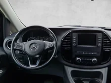 Mercedes Vito Tourer 114/116/119/124 CDI 4x4 lang Pro in schwarz metallic