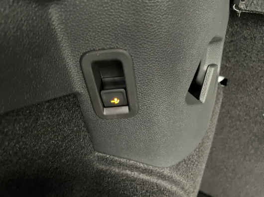 Bild eines VW Golf Sport mHEV TSI DSG