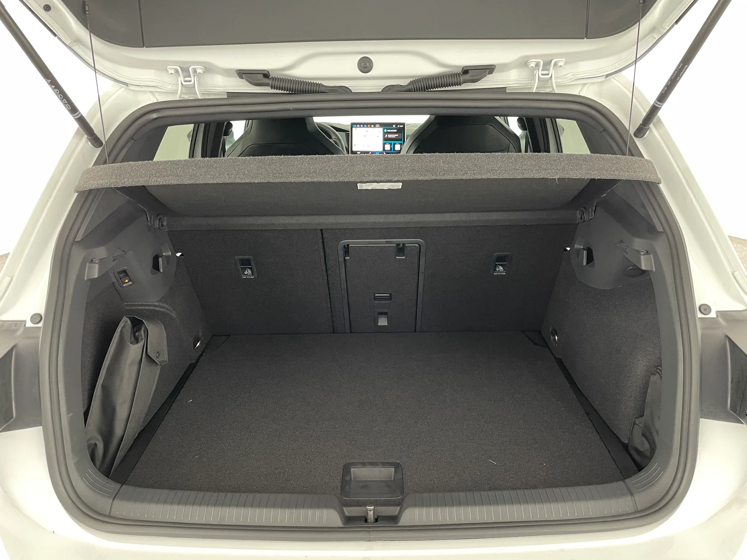 Bild eines VW Golf Sport mHEV TSI DSG