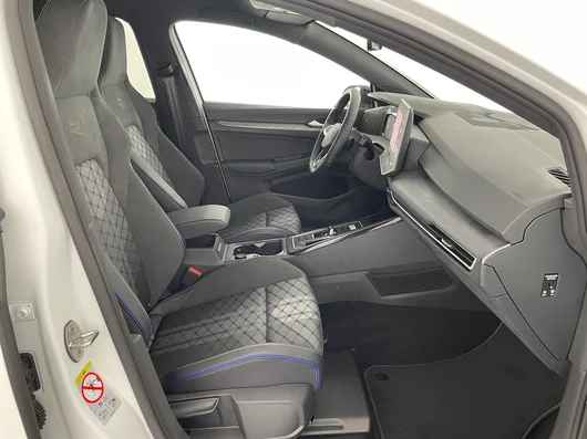 Bild eines VW Golf Sport mHEV TSI DSG