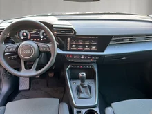 Audi A3 Sportback 30 TFSI in Brillantschwarz