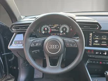 Audi A3 Sportback 30 TFSI in Brillantschwarz