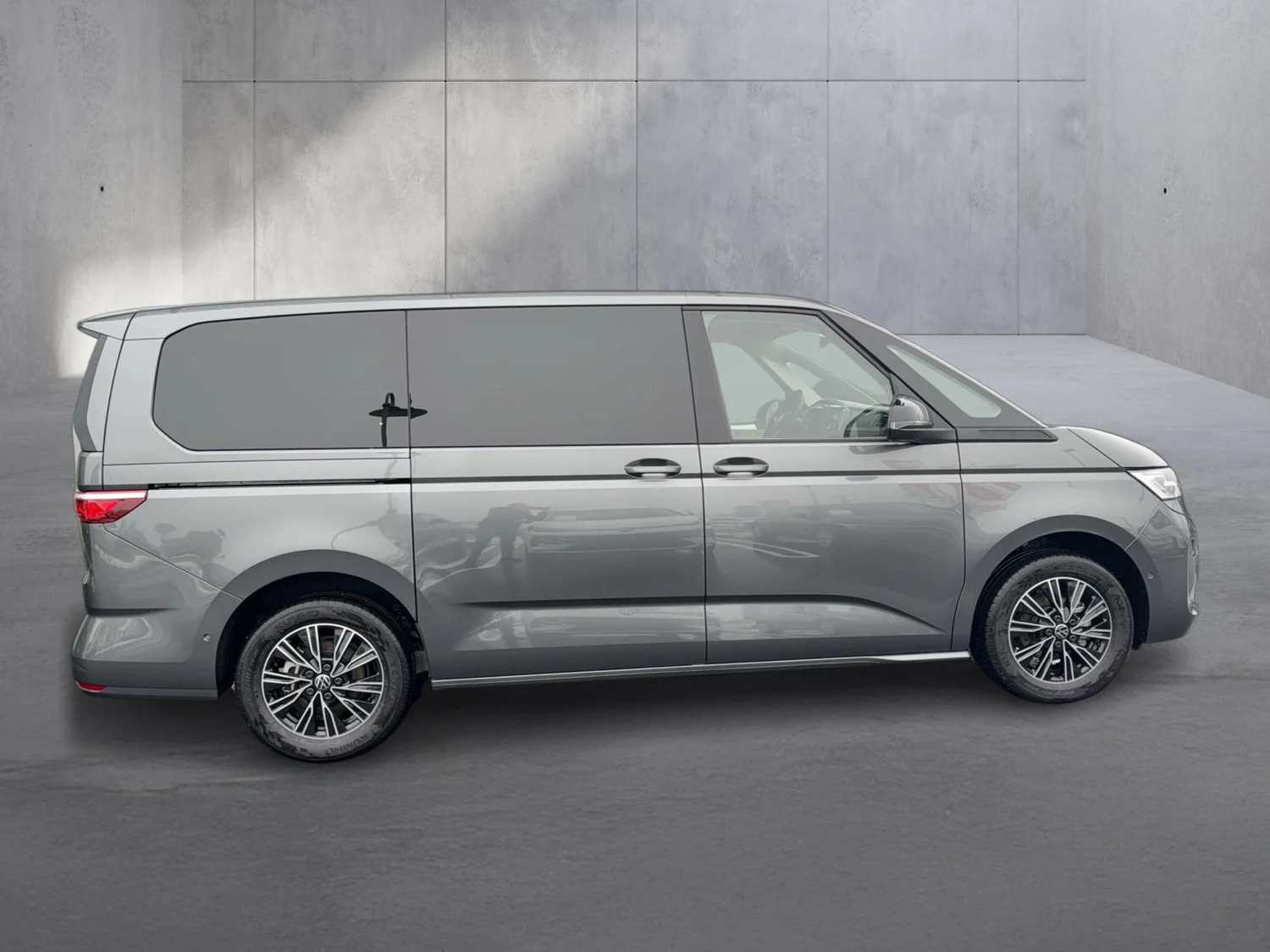 Bild eines VW Multivan Business ÜH TDI