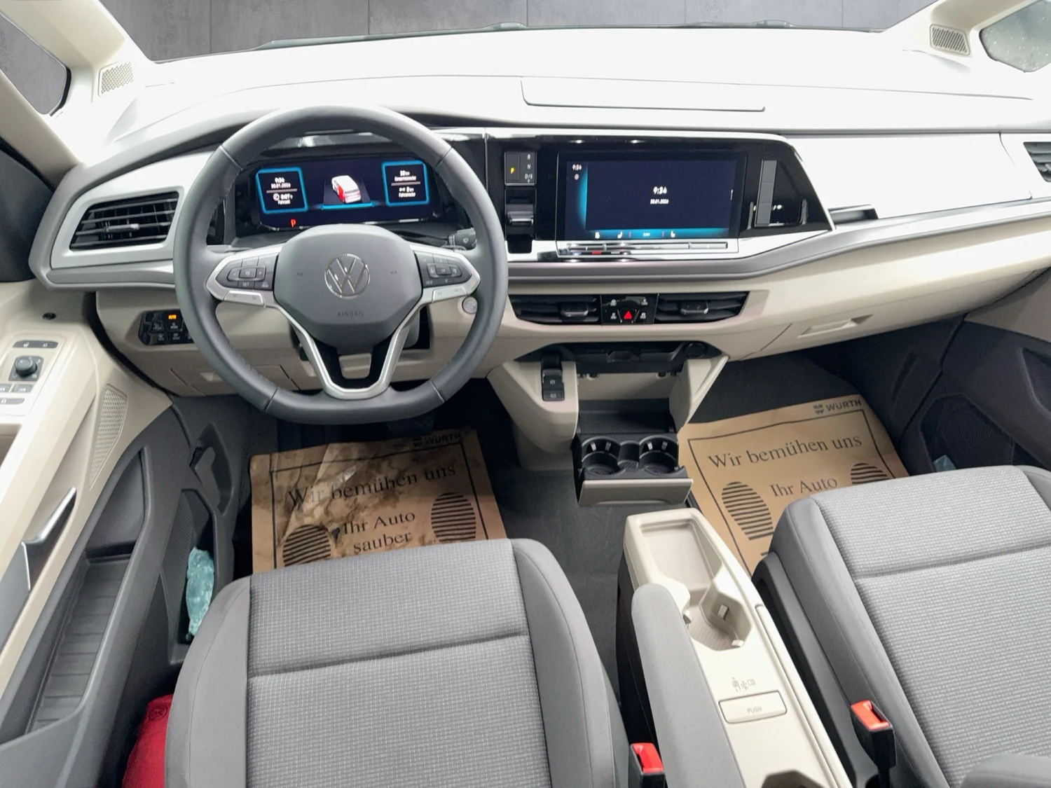 Bild eines VW Multivan Business ÜH TDI