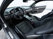 Porsche 718 Cayman GTS 4.0 in GT-silbermetallic