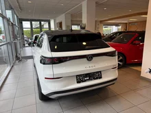 VW T-Roc Life eTSI DSG in Pure White Dach Black Uni
