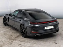 Porsche Panamera 4 E-Hybrid in hellgrau - metallic