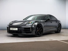 Porsche Panamera 4 E-Hybrid in hellgrau - metallic