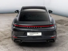 Porsche Panamera 4 E-Hybrid in hellgrau - metallic