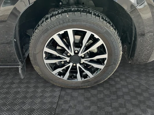 Bild eines Transporter Kastenwagen LR TDI 4MOTION