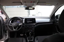 VW T-Cross Life TSI DSG in silber - metallic