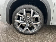 Thumbnail-Foto von Fahrzeug