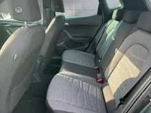 SEAT Arona Xperience 1.0 TSI in Dark Camouflage Grün Metallic