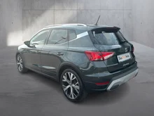 SEAT Arona Xperience 1.0 TSI in Dark Camouflage Grün Metallic