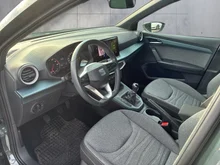SEAT Arona Xperience 1.0 TSI in Dark Camouflage Grün Metallic