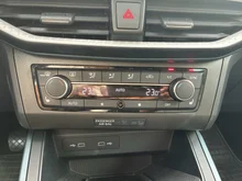 SEAT Arona Xperience 1.0 TSI in Dark Camouflage Grün Metallic