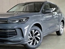 VW Tiguan Friends eTSI DSG in Delfingrau Metallic