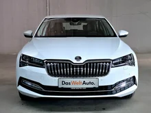 Škoda Superb Style TDI DSG in Moon-Weiß Metallic