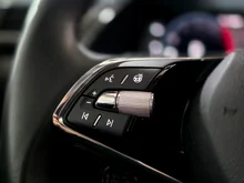 Škoda Superb Style TDI DSG in Moon-Weiß Metallic