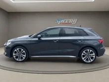Audi A3 Sportback 30 TFSI in Manhattangrau Metallic