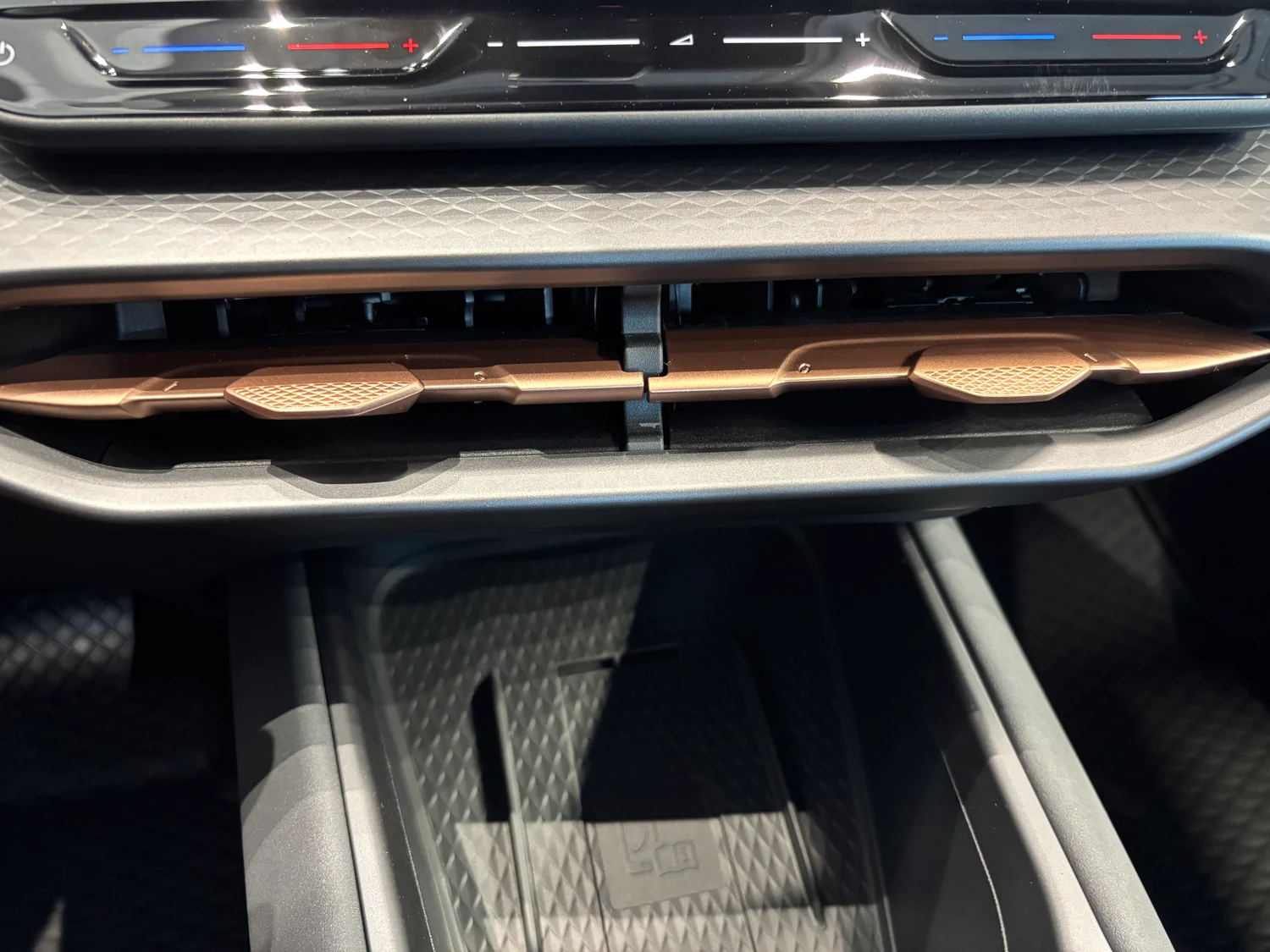 Bild eines Raval ENDURANCE 52/55 155kW/210 PS