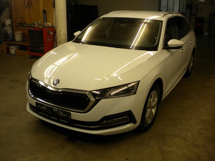 Škoda OCTAVIA Combi 4x4 Style TDI DSG